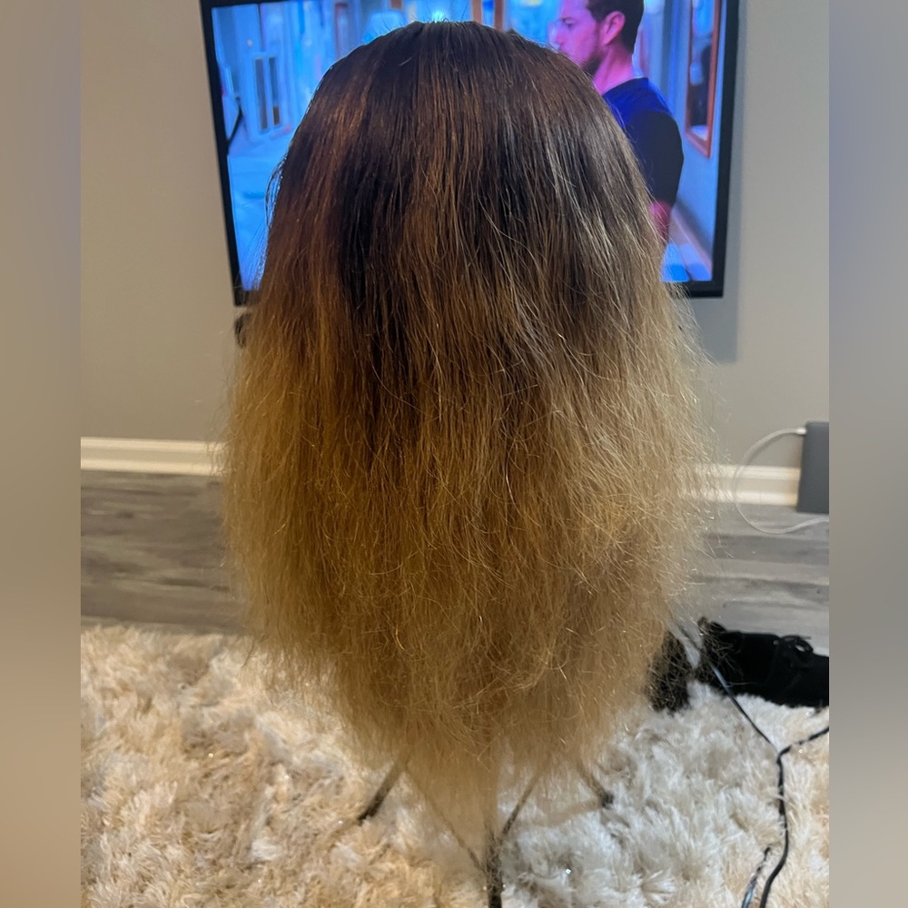 Ombré blonde wig - Picture 5 of 6